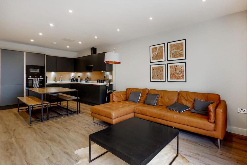 Stylish 2Bed Flat 10Min To Wimbledon Tennis Courts Londyn Zewnętrze zdjęcie